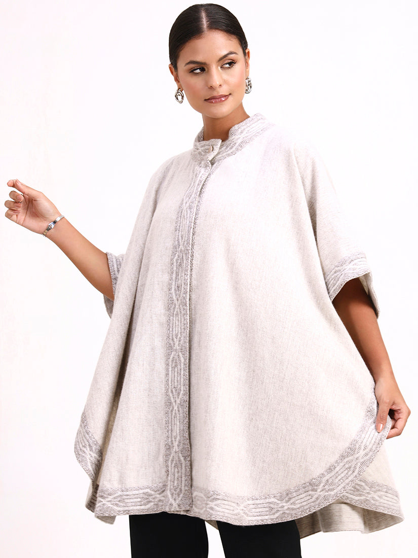 Céladon Tissé Cape