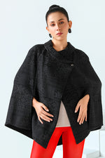 Noir Héritage Poncho