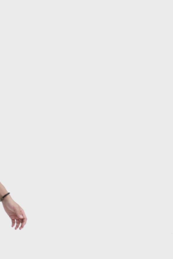 Obsidian Shore Pullover